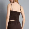 Top bandeau con bajo en forma de pañuelo