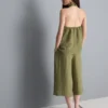 Top con cuello halter y botones, de textura