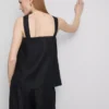 Top de lino de corte A con tirantes anchos de The Edit