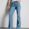 Vaqueros acampanados de denim de algodón de talle medio
