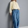 Vaqueros de algodón denim con corte acampanado