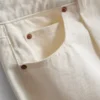Vaqueros de algodón denim con corte acampanado