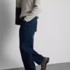 Vaqueros elásticos de pierna recta
