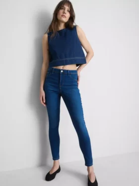 Vaqueros pitillo de talle medio Essential | corte regular