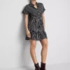Vestido camisero mini a rayas con volantes