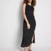 Vestido midi ajustado sin mangas de Paula Echevarría