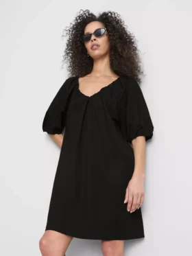 Vestido mini tipo smock con mangas abullonadas