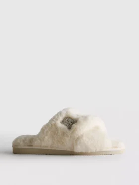 Zapatillas de casa tipo mule con tiras cruzadas de piel sintética