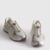 Zapatillas gruesas con cierre de palilla