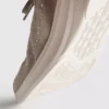 Zapatillas sin cordones con detalles de diamantes
