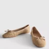Zapatos planos con abalorios
